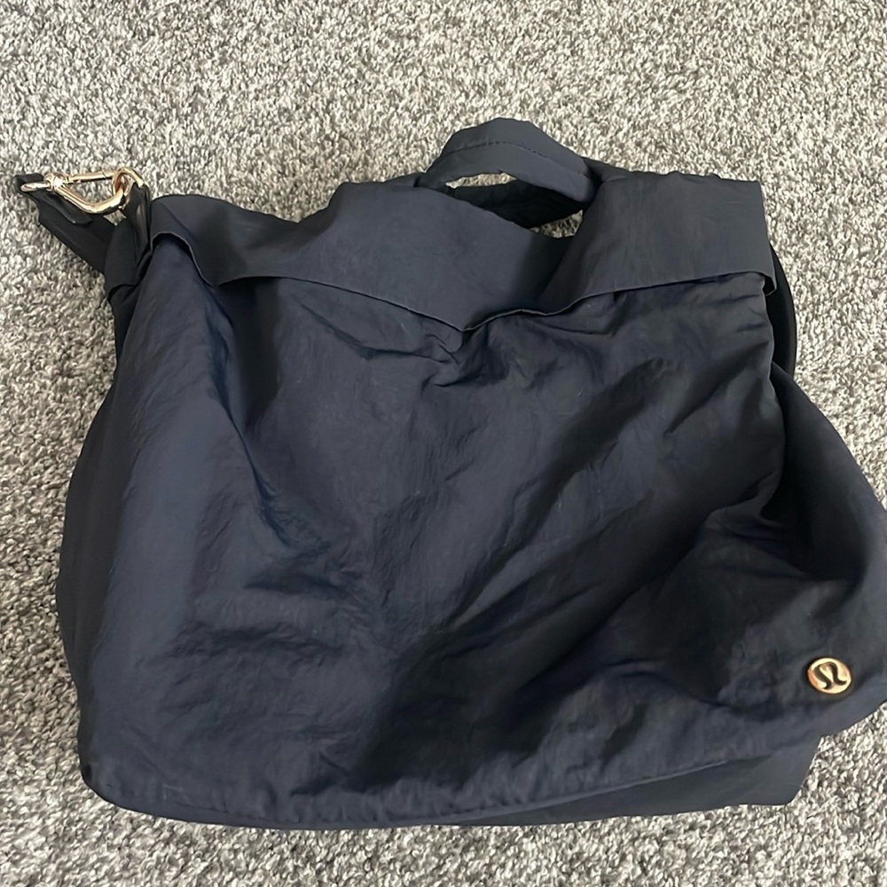 On My Level Lululemon Bag